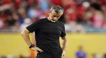 ريبييرو يوضح سبب بقائه في أورلاندو وينفي انتقاله إلى الأهلي